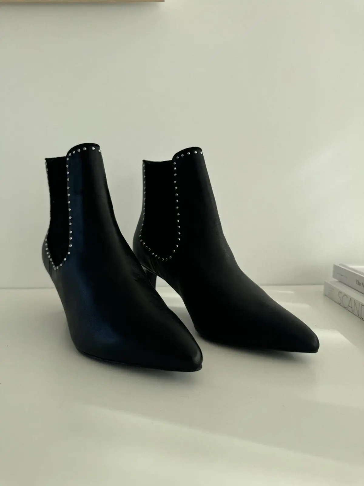 SOLSANA Pointed Heeled Boots