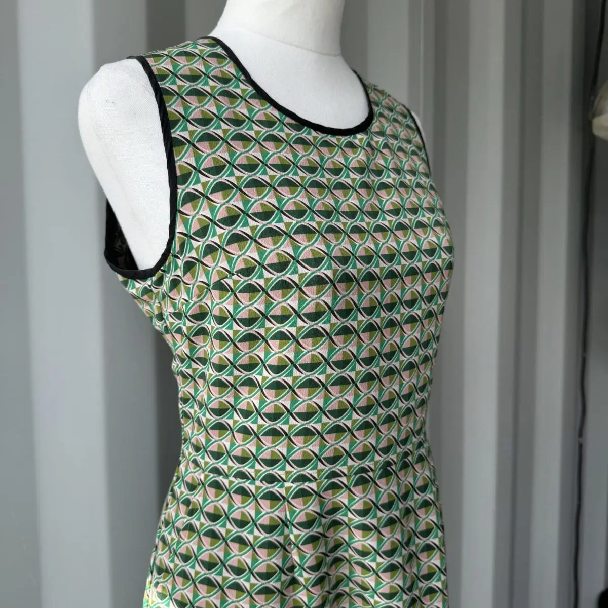 ANNA THOMAS Green Patterned Dress