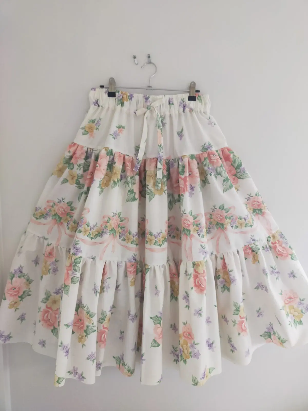 Ruffle Skirt - size M