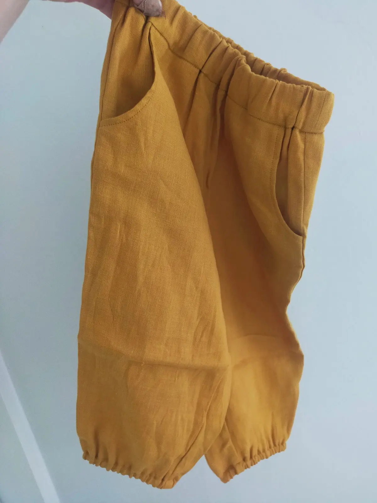 3/4 linen pants - size 3