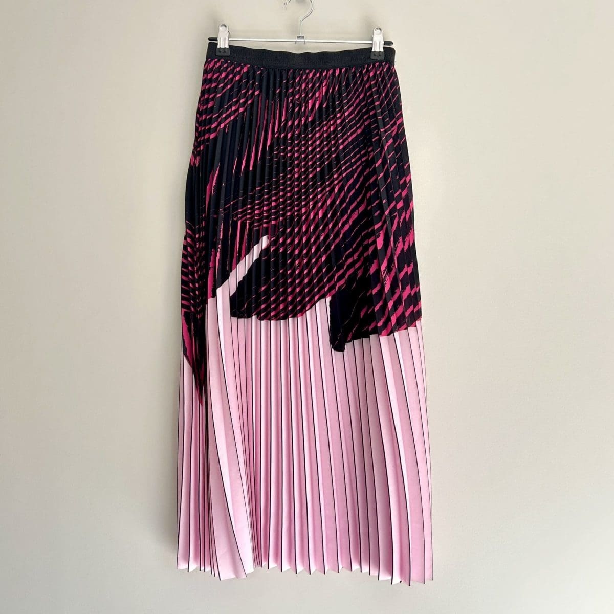 The Others Sunray Pleated Skirt (size S)