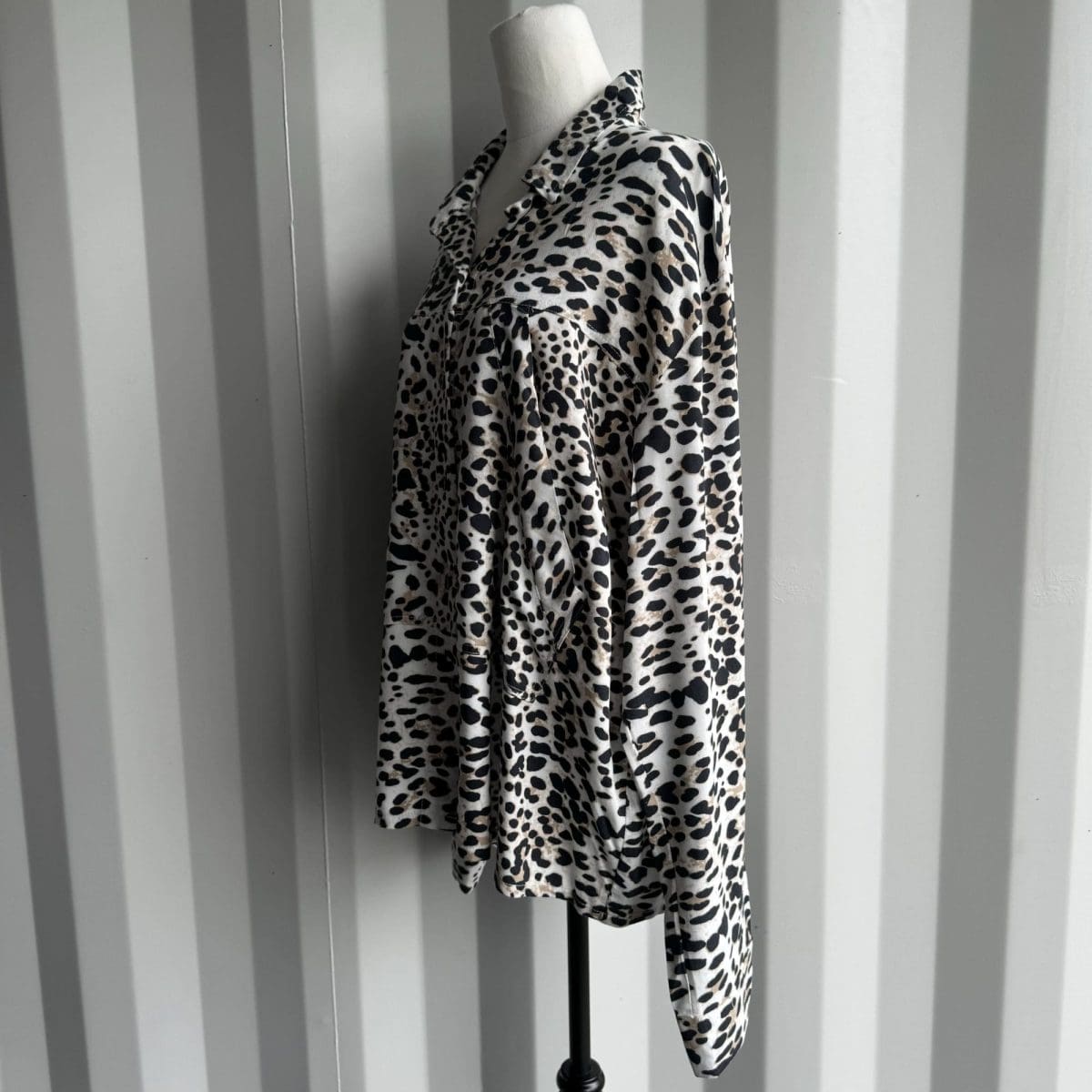 BEE MADDISON Leopard print shirt with pockets