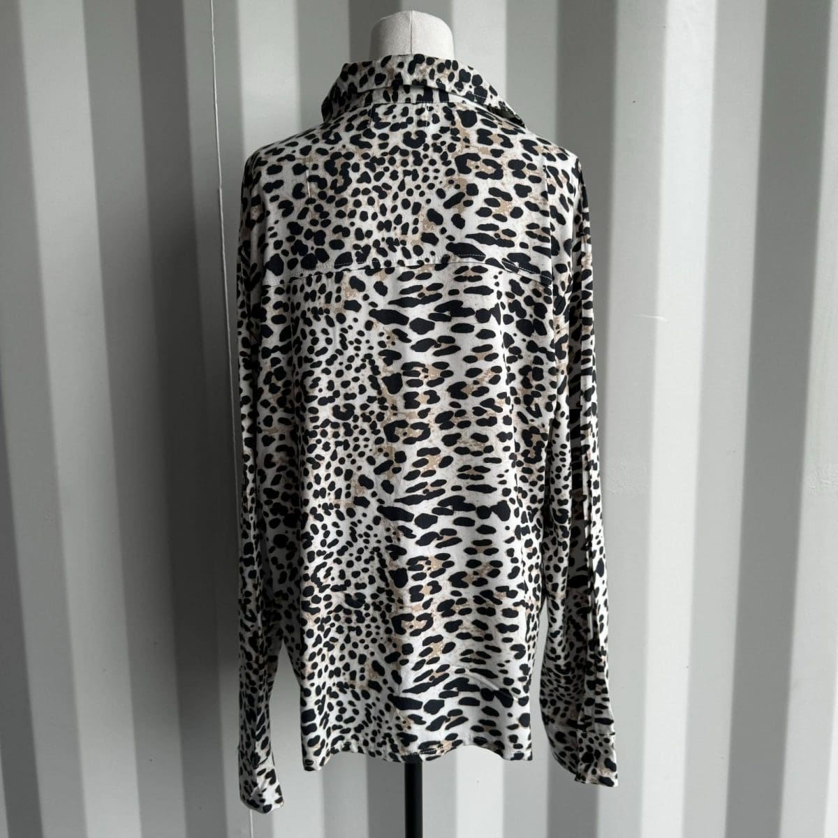 BEE MADDISON Leopard print shirt with pockets