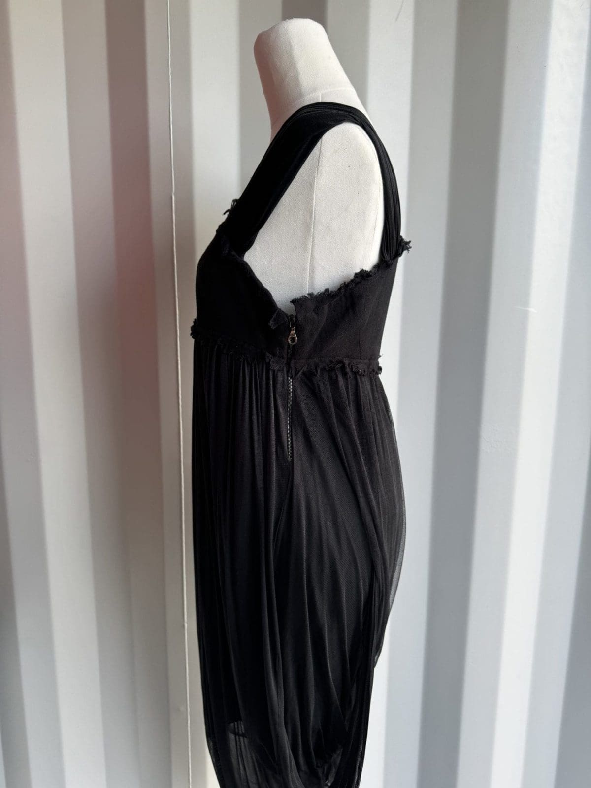 KIRRILY JOHNSTON Black Assymetric Dress