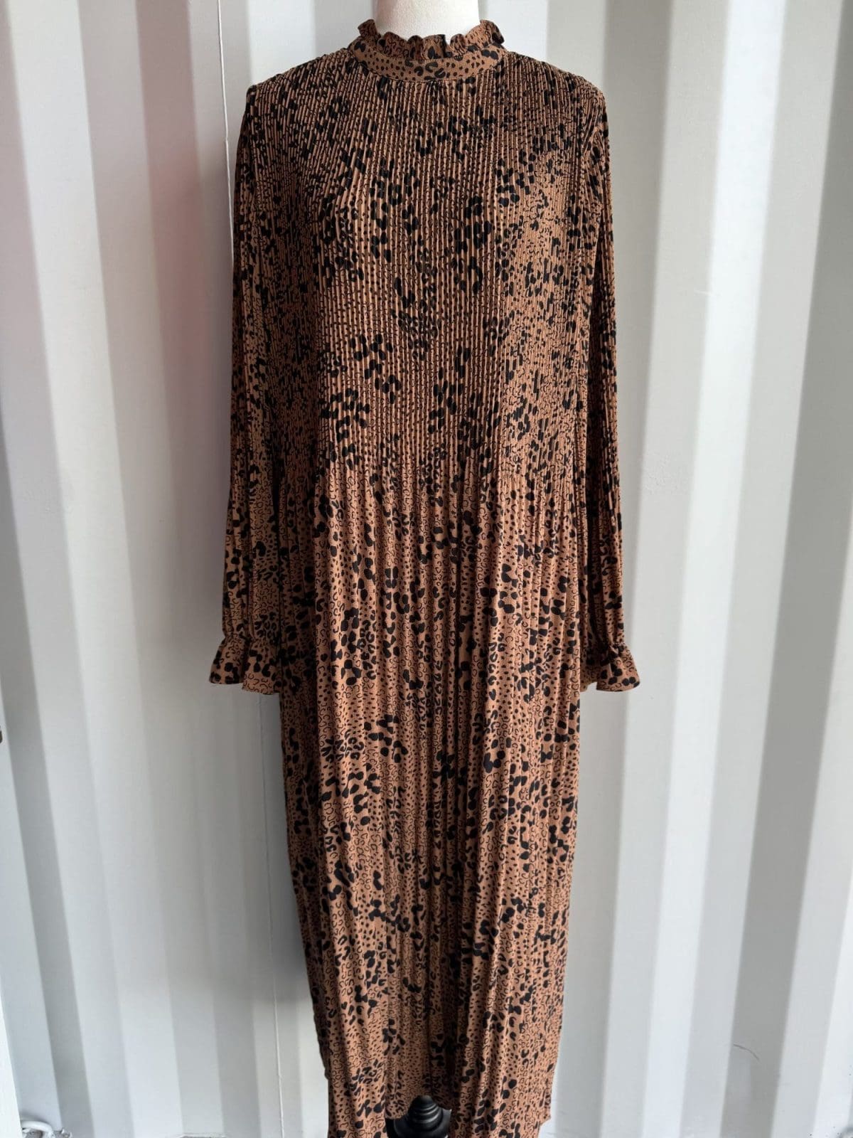 SEED Long sleeve Maxi Dress