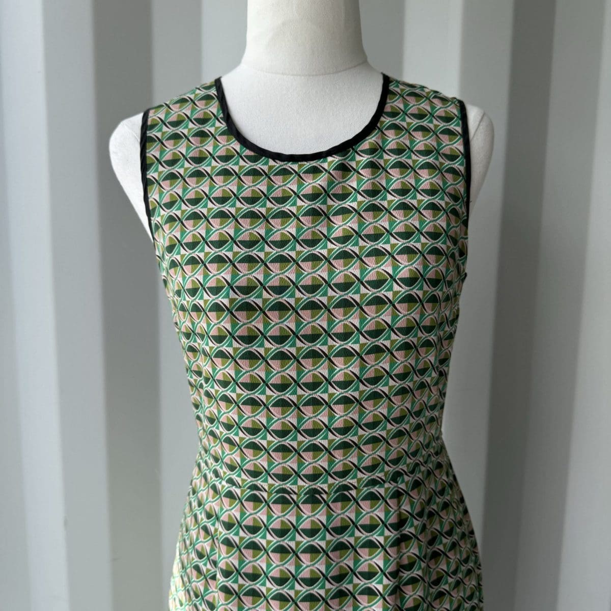 ANNA THOMAS Green Patterned Dress