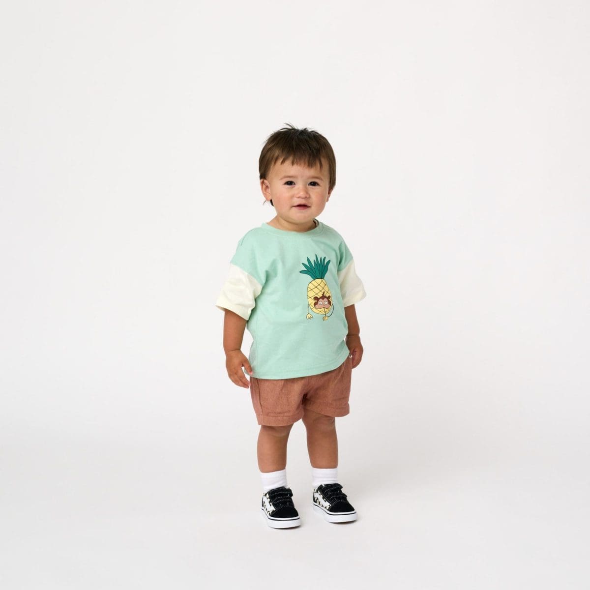 Monkeying around baby and kids t-shirt: organic cotton