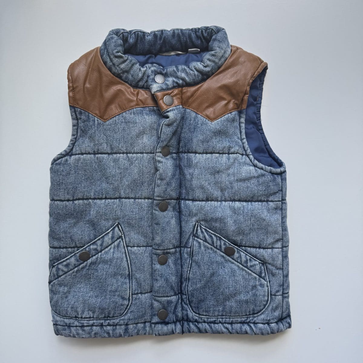 COUNTRY ROAD Boys Vest -Like New