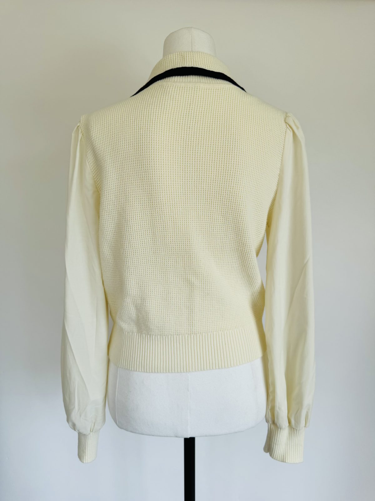 Cream cardigan with collar